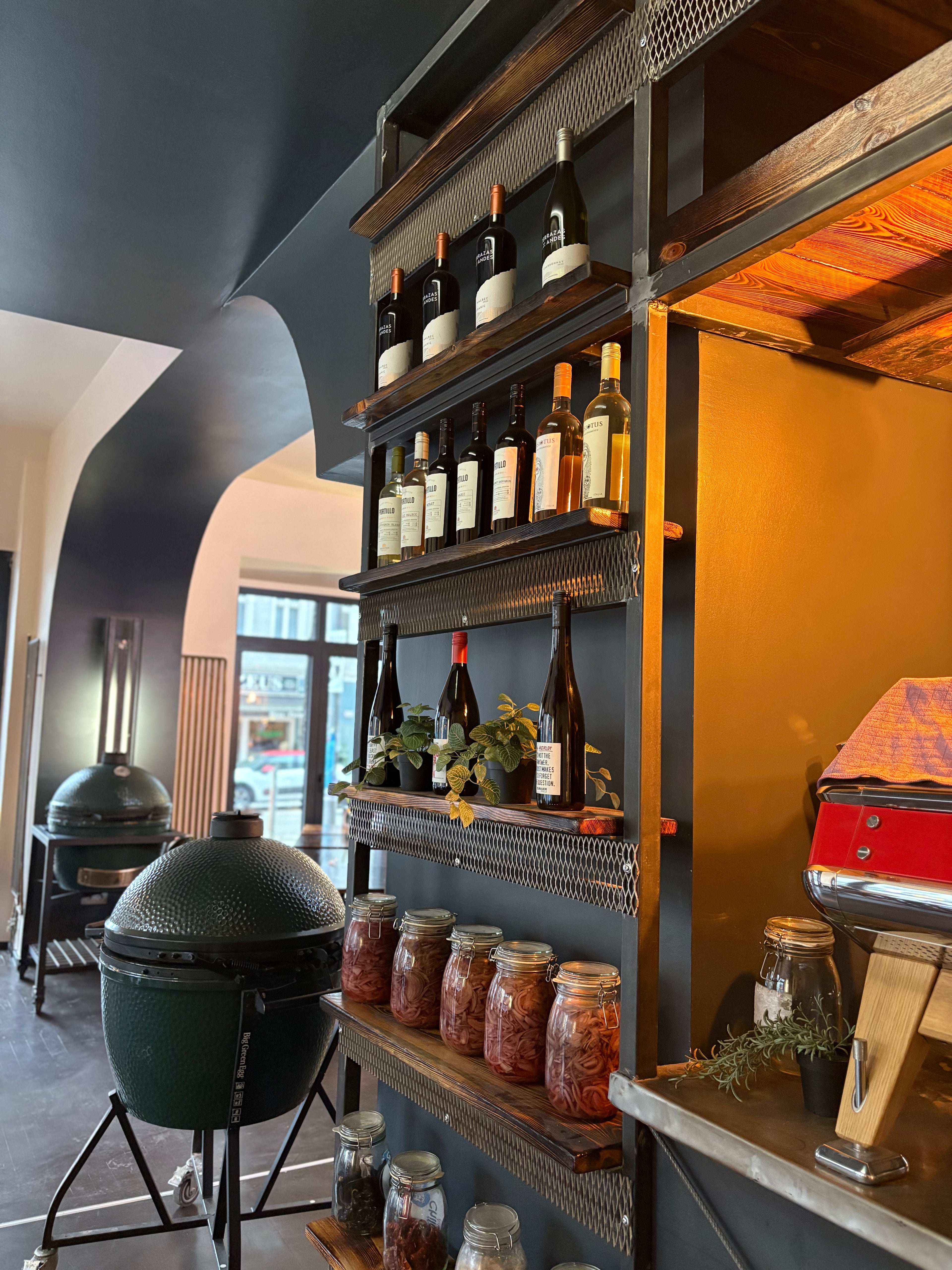 Taco Tuesday – Latin Tacos, Summer Vibes & Drinks
